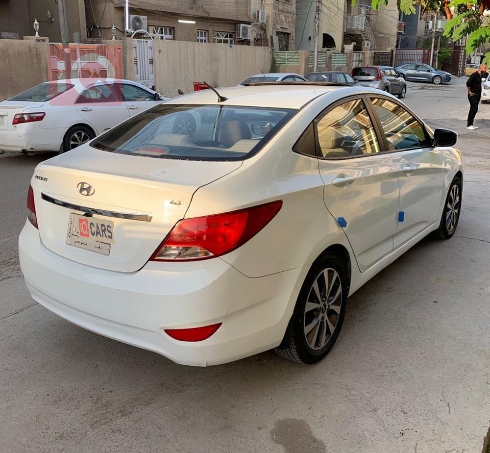 هيونداي أكسنت